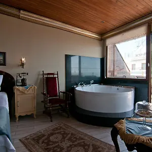 2* Hotel Blue Tuana