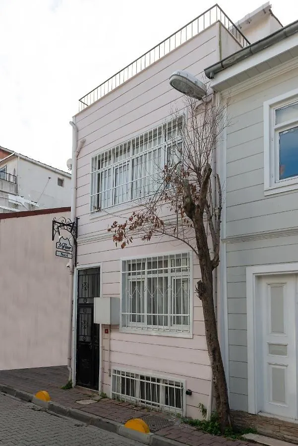 3 Floor Oldcity Стамбул 0*,